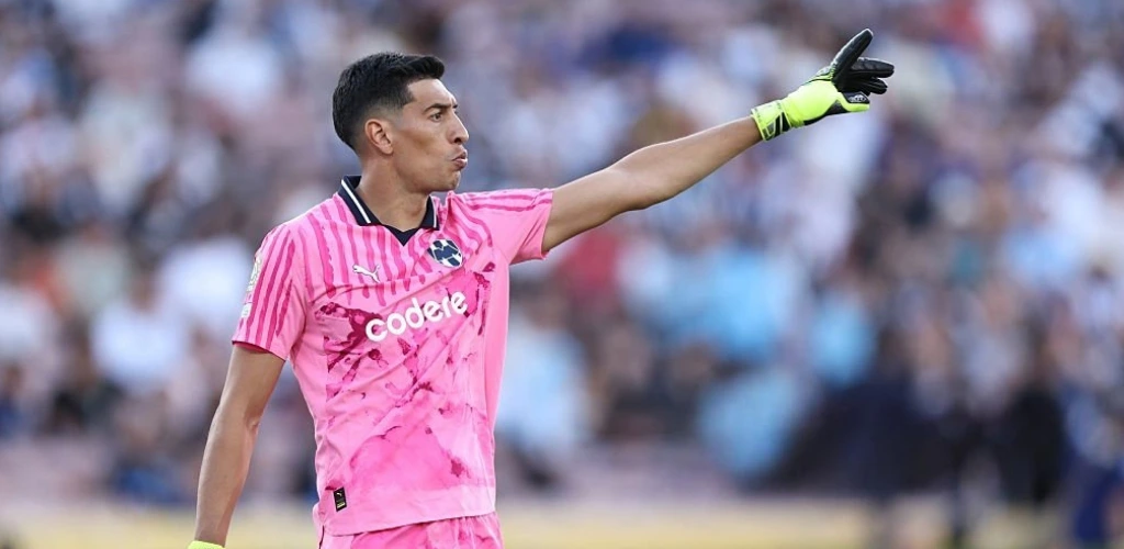 Zaragoza Goalkeeper-01