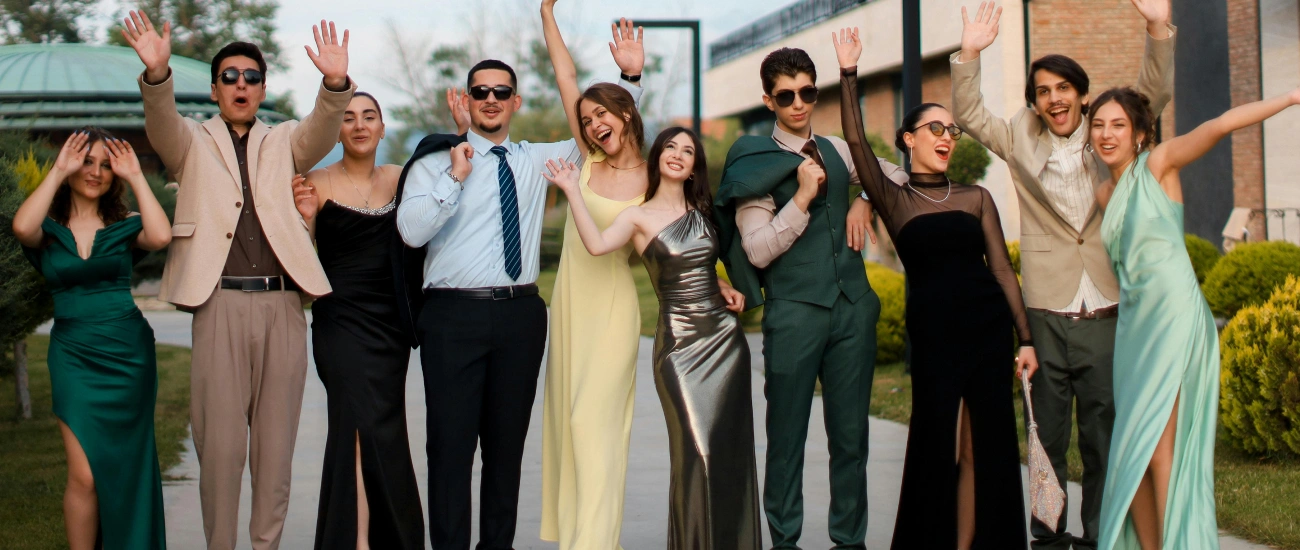 Outfit Ideas for Men & Women