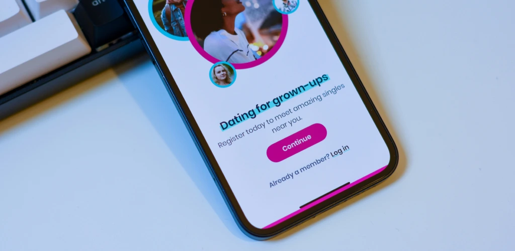 Dating Start-Ups Fight Fake Profiles as Users Demand Safer Online Romance

