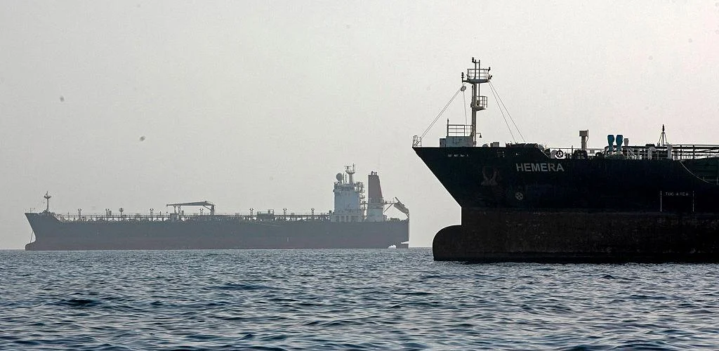 Iran Attacks US Gulf Bases After New American Strikes: Middle East Conflict Enters a Critical Phase 